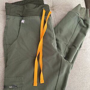 Dark Green FIGS XS High Waisted Zamora Jogger Scrub Pants
